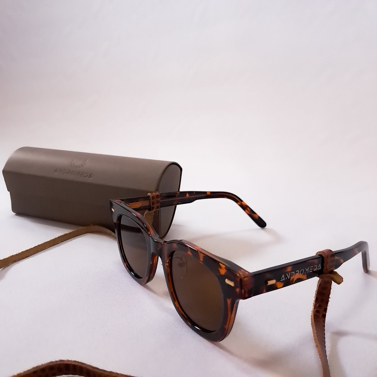 Gafas de Sol Magma Fisure – Diseño Ígneo con Protección UV400