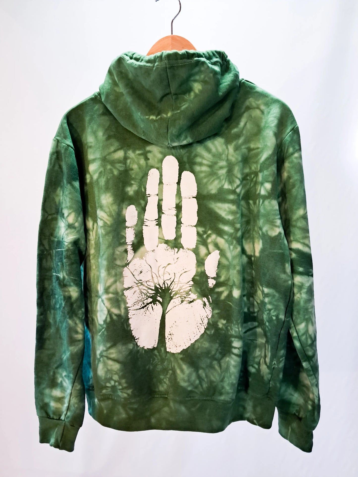 Polerón Andrómeda – Huella Raíz (Edición Tie-Dye Verde)
