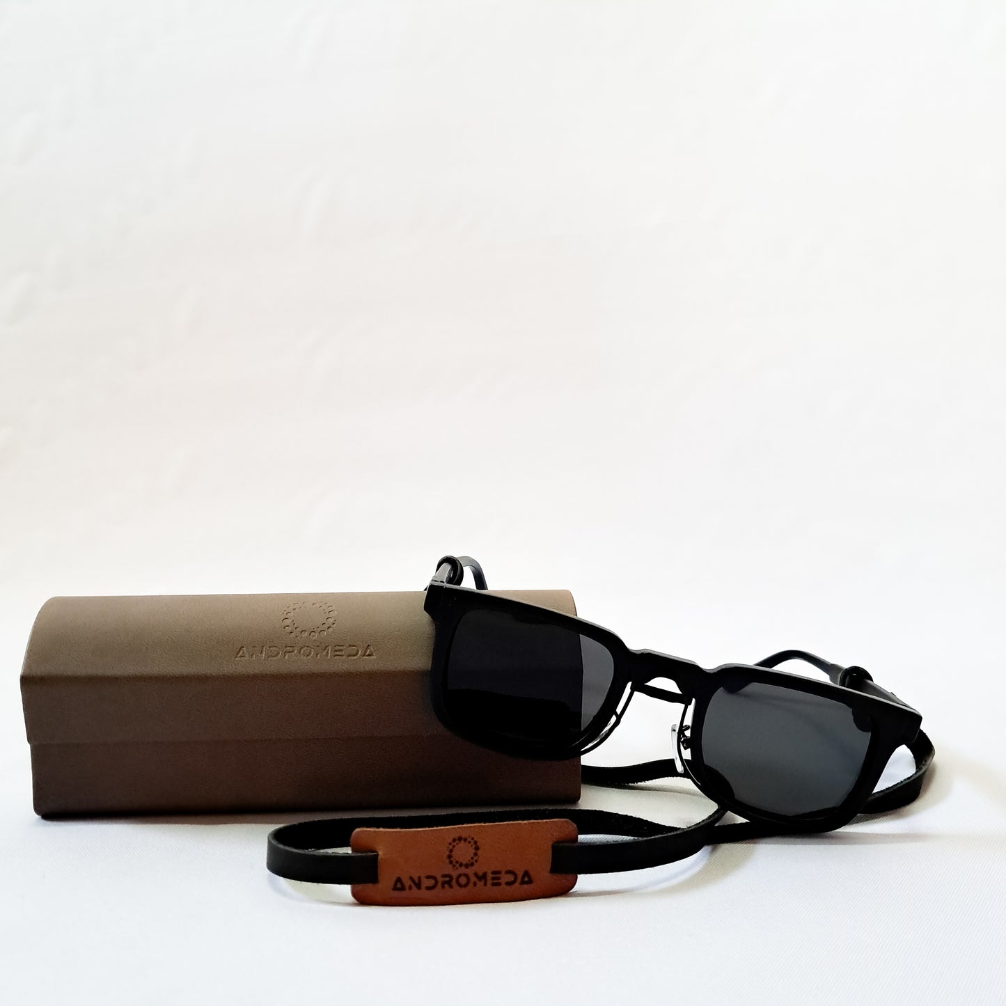 Gafas de Sol Dark Roots – Diseño Urbano con Protección UV400