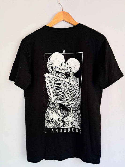Polera Andrómeda – L’Amoureux (100% Algodón, Serigrafía Artesanal)